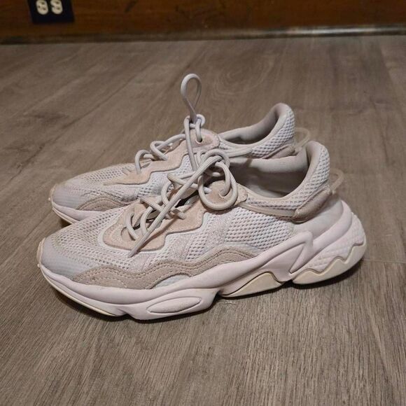 adidas Shoes - Adidas Ozweego Pastel Pink Athletic Casual Lace Up Trainers Sneaker Shoes 6